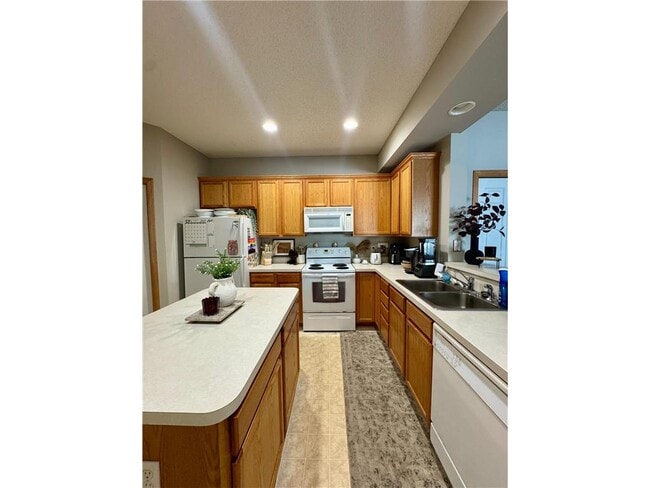 Photo - 12215 Urbank St NE