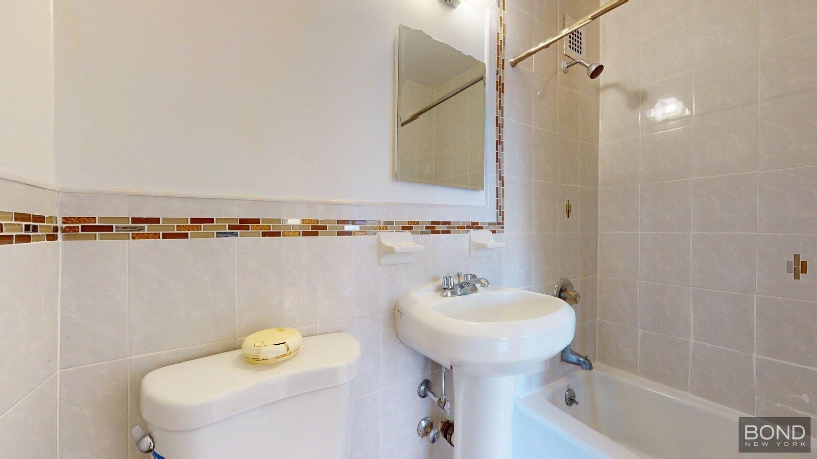 Photo - 399 E 72nd St Apartamento Unidad 16J