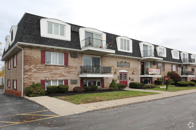 Olde Towne Village Apartments