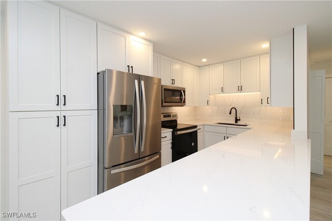 Building Photo - 1435 Curlew Ave Unit 4 Rental