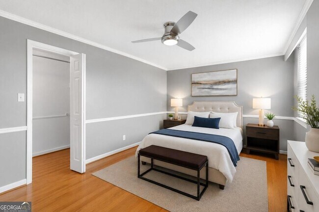 Photo - 2965 Pharr Ct S Northwest Unit 817