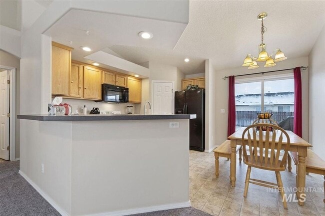 Photo - 3 Bedroom Home in Nampa _ Pet Friendly!