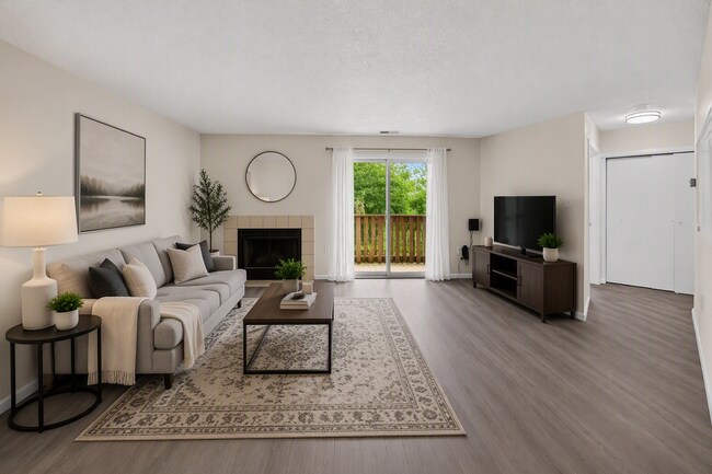 1222 Ravens Crest Dr
