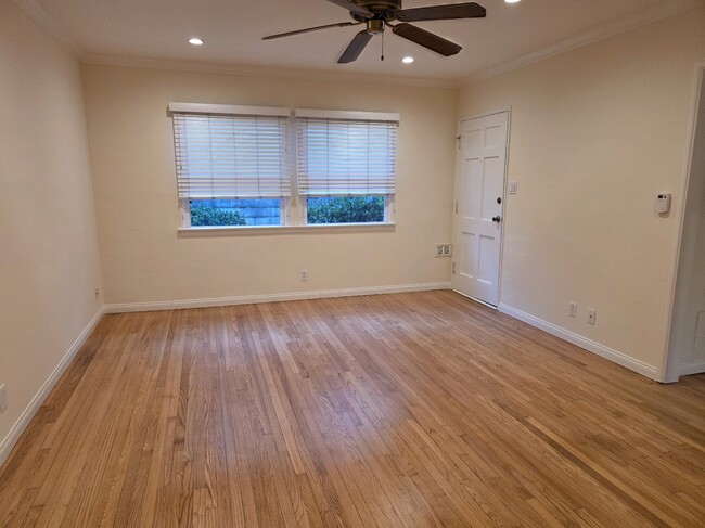 Photo - 707 Copeland Ct Unit 2