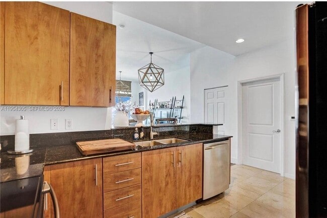 Photo - 7900 Harbor Island Dr Unit PH2