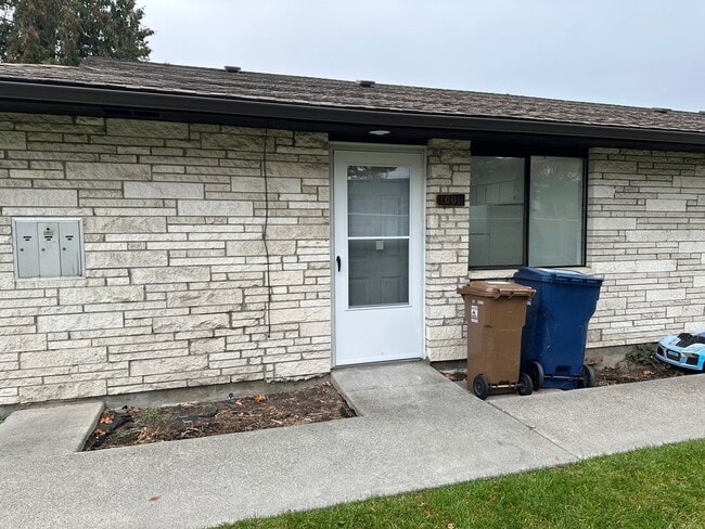 Photo - L996 Unidad 01