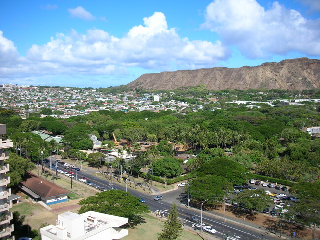 Diamond Head view from lanai - 2575 Kuhio Ave Condo Unit 1802