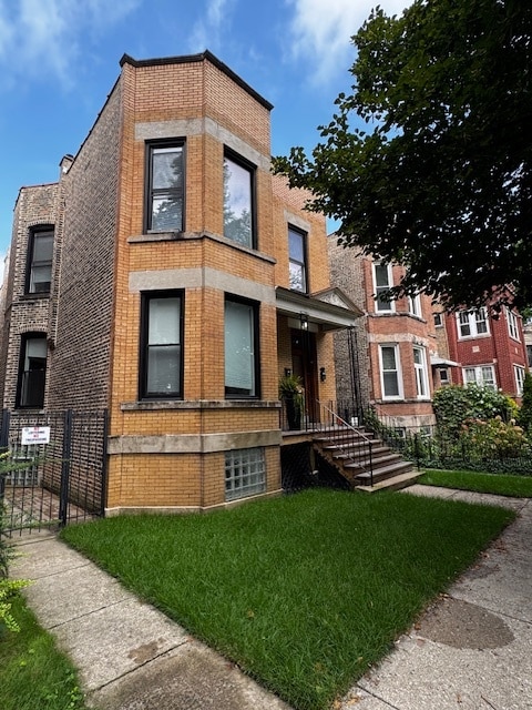 Building Photo - 2624 N Francisco Ave Unit 2 Rental