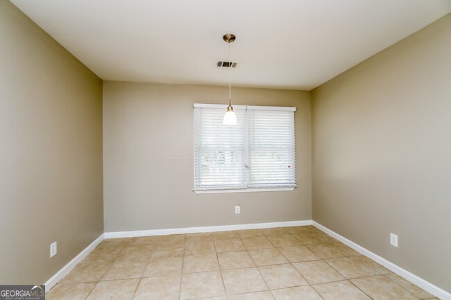 Photo - 1561 Rose Garden Ln