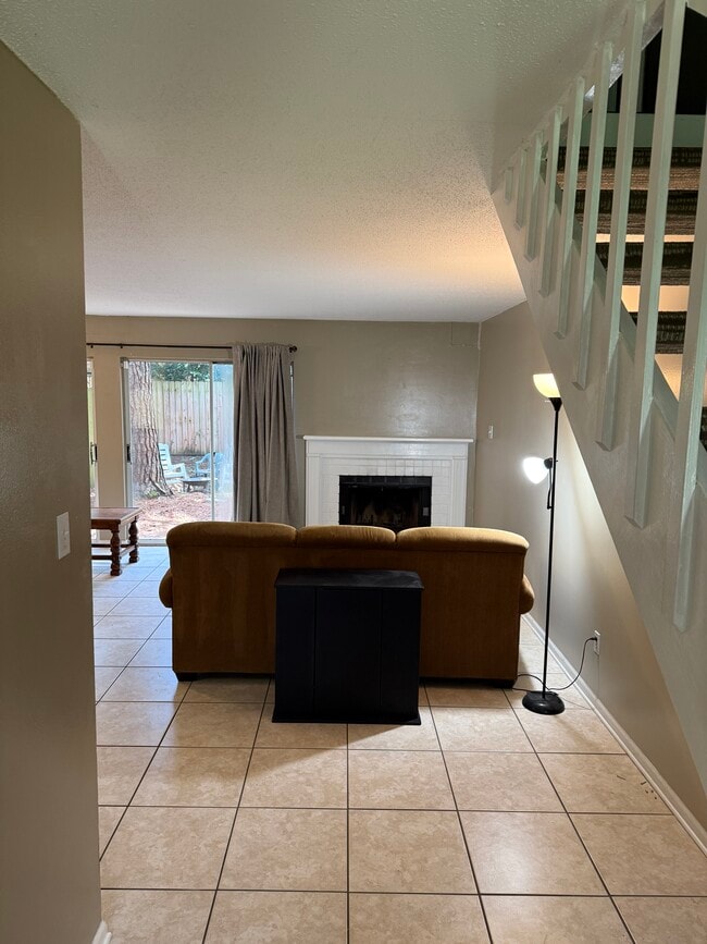 Photo - 6701 Dickens Ferry Rd Unit 118