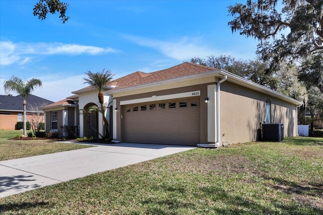 Photo - 4805 Lakes Edge Ln