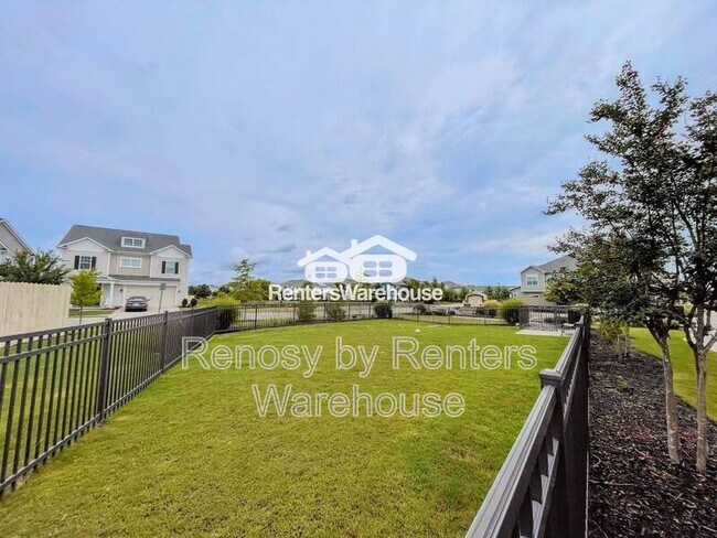 Photo - 1713 Dresdon Ln