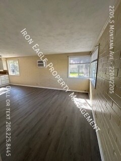 Photo - 2205 S Montana Ave Apartamento Unidad 2203/2205