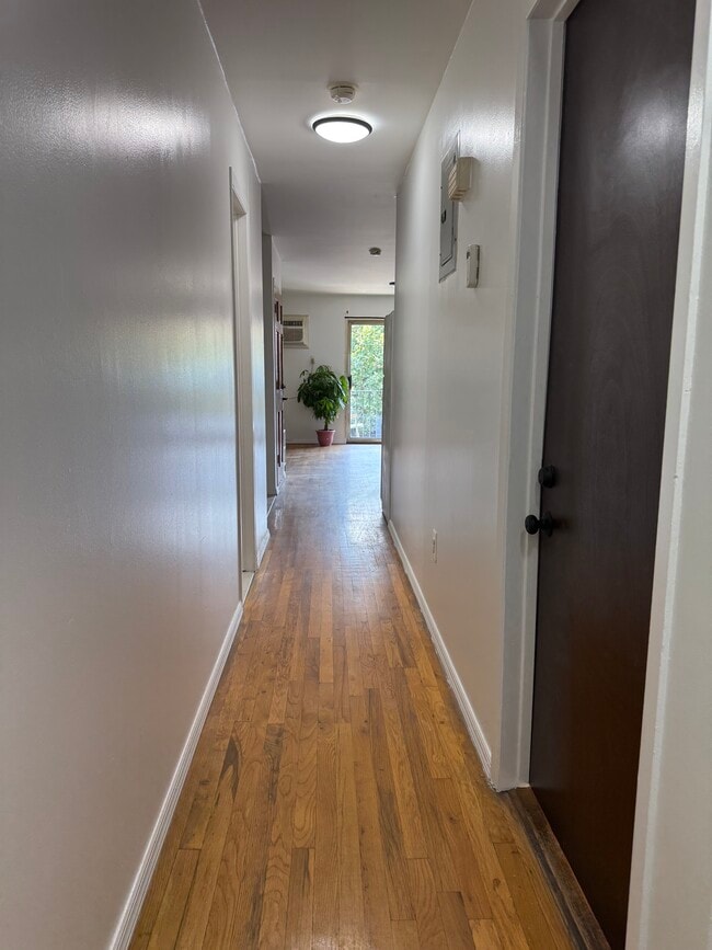 Photo - 13 Schaefer St