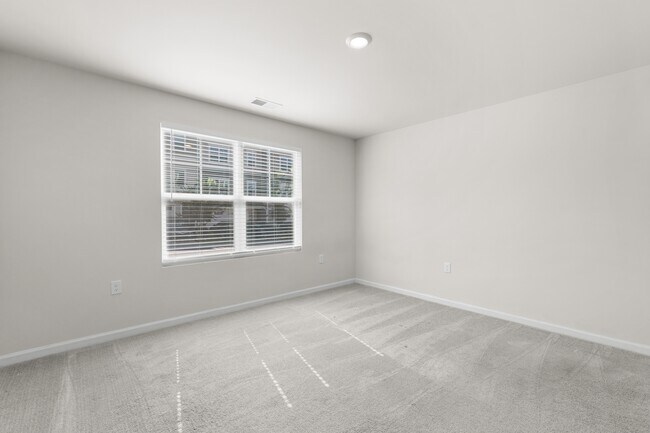 Photo - 1009 Belloak Wy