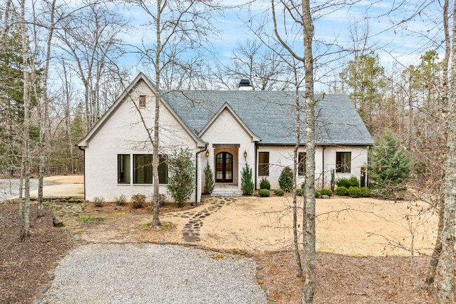 Building Photo - 323 Lee Rd 88