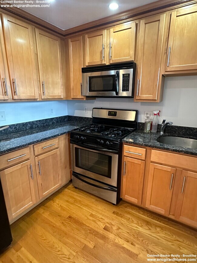 Photo - 37 Aldie St