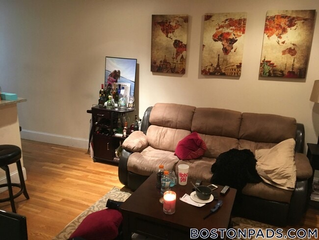 Photo - 66 Egmont St Unit 2