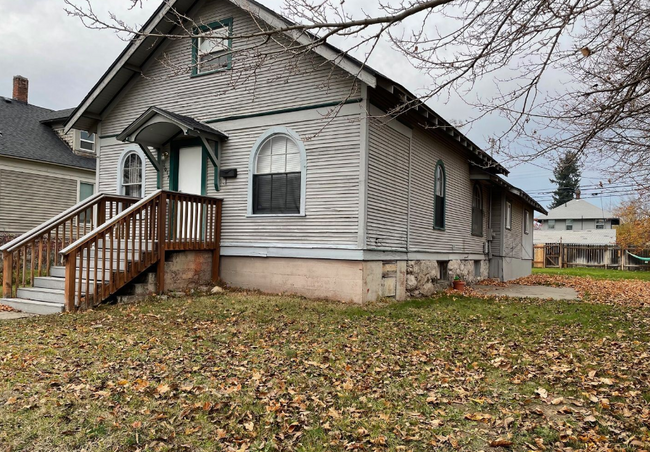 Photo - 1017 E Augusta Ave House