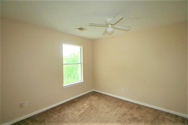 Photo - 9606 Ashville Dr