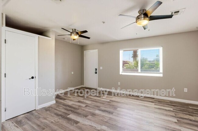 Photo - 840 E Turney Ave