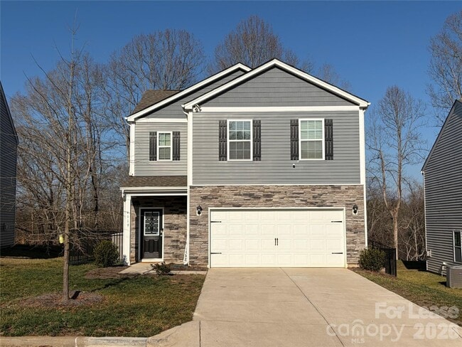 Building Photo - 4119 Village Blvd NW