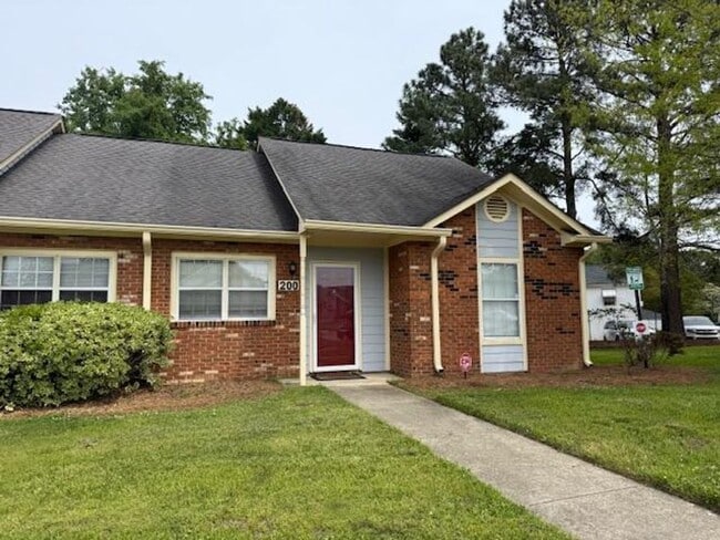 Building Photo - 200 Old Spring Hill Ln