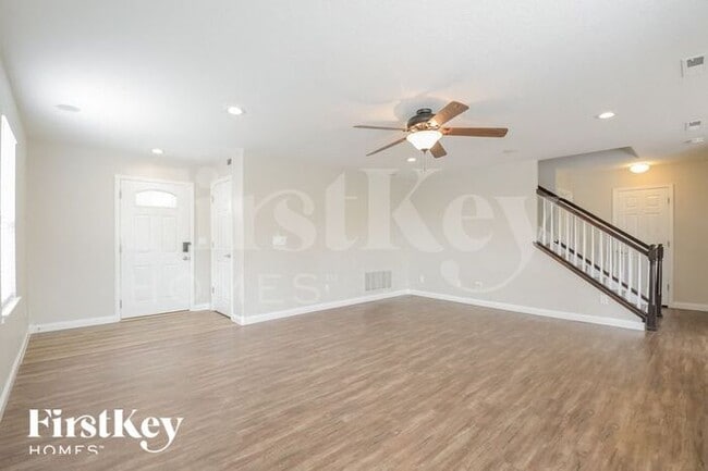 Photo - 892 Willow Dr