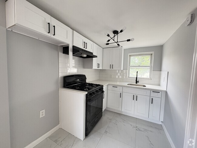 Building Photo - 448 Springdale Ave Unit 2 Rental