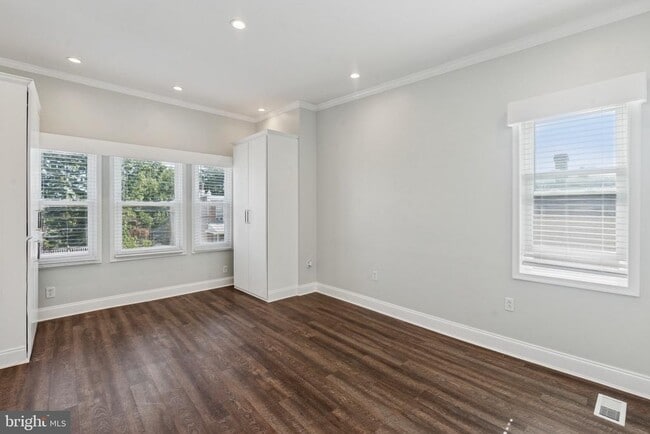 Photo - 534 Benner St