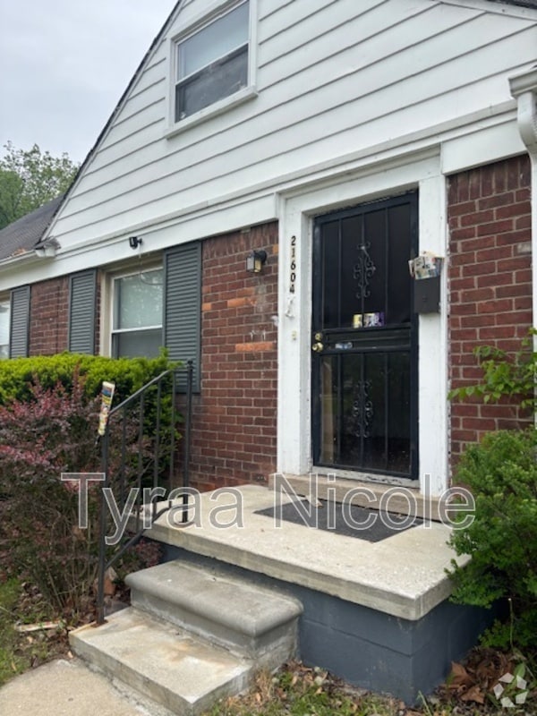 Building Photo - 21604 Moross Rd Rental