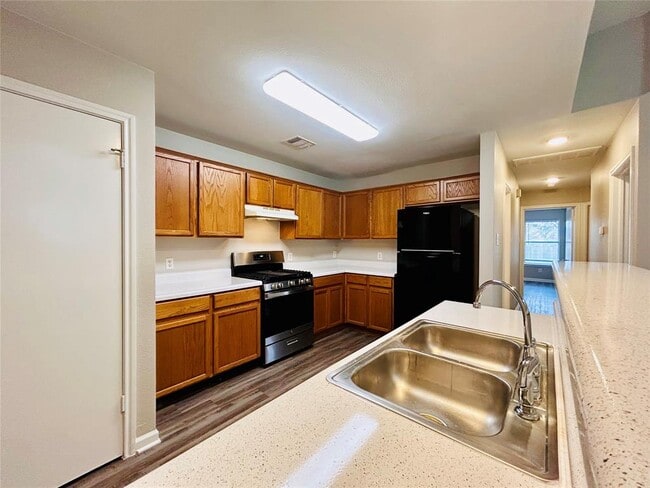 Photo - 8507 Apple Carrie Cove