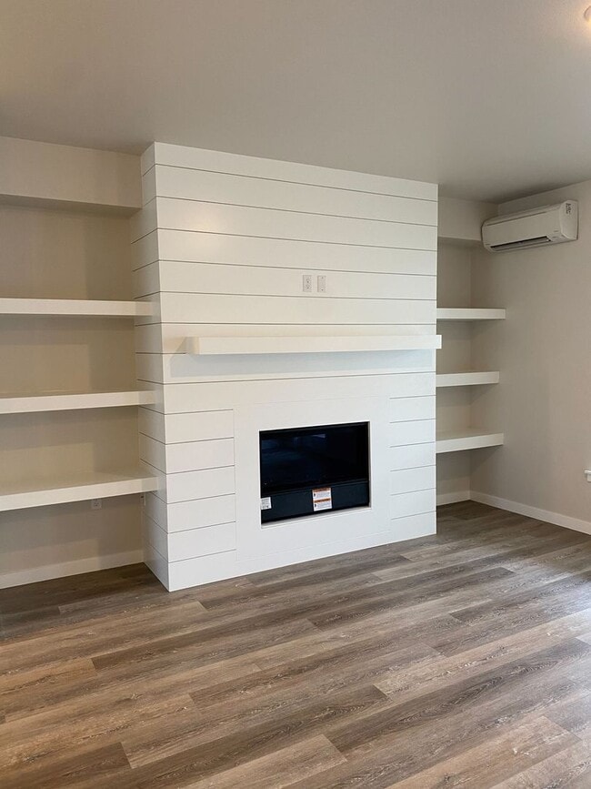 Photo - Modern 3 Bedroom, 3 Bath Townhome with 2-C...