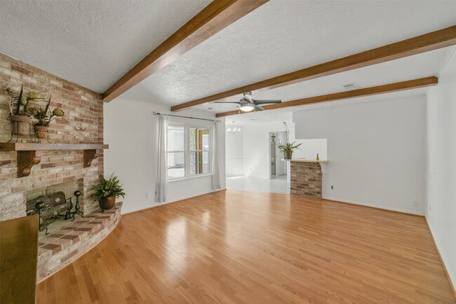 Photo - 8415 Braesdale Ln