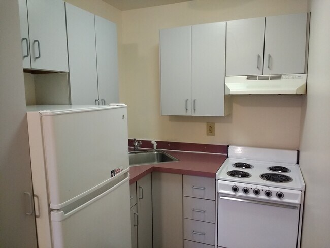 Photo - 3025 Commercial Ave Unit 4