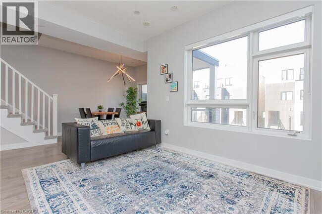 Photo - 1121 Cooke Blvd.