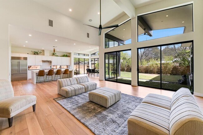 Photo - 6007 Nasco Dr