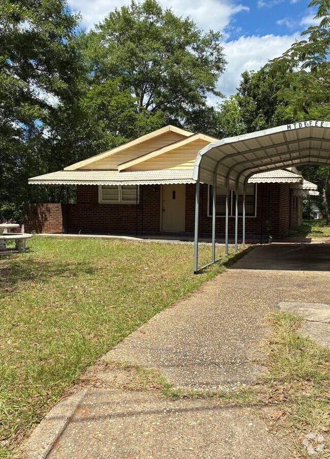 Building Photo - 1615 Crouson St Rental