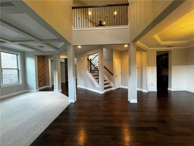 Photo - 2540 Maple Ridge Ln