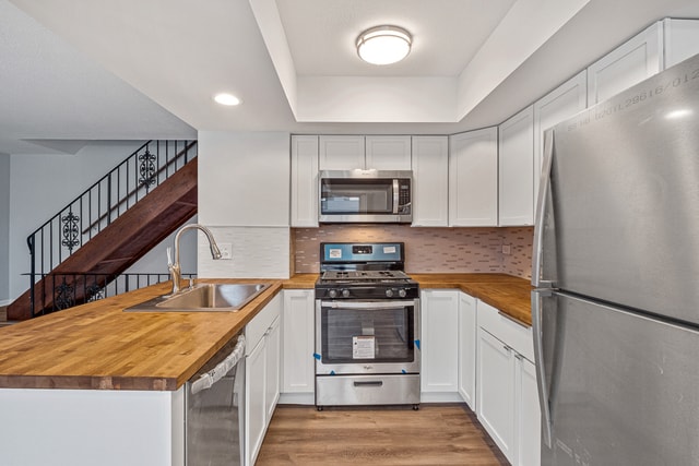 Photo - 1412 W Inverrary Ln