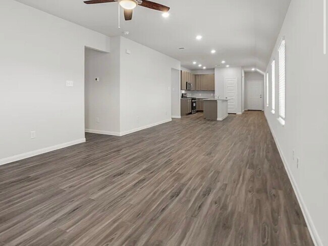 2329 Mooneye Ct