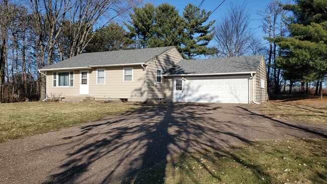 Building Photo - 2720 W Folsom St