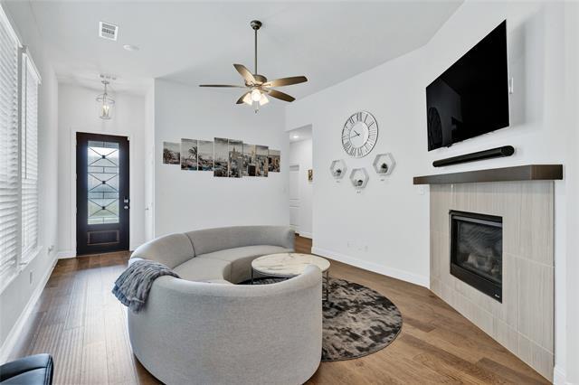 Photo - 8157 Mdw Vly Dr