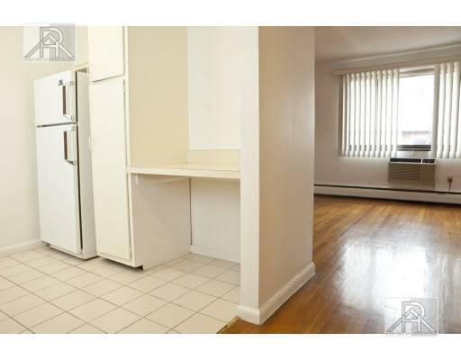 Building Photo - 0 bedroom in Brookline MA 02446 Unit 44 Rental