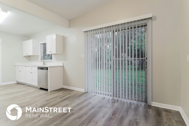 Photo - 1100 S Bay Ave