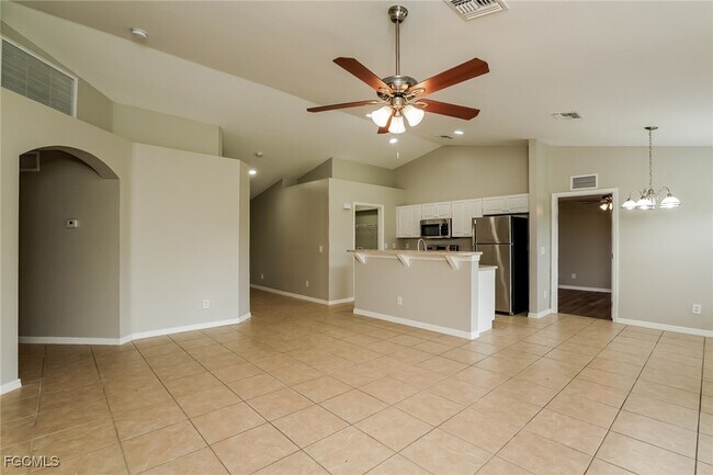 Photo - 3000 63rd St W