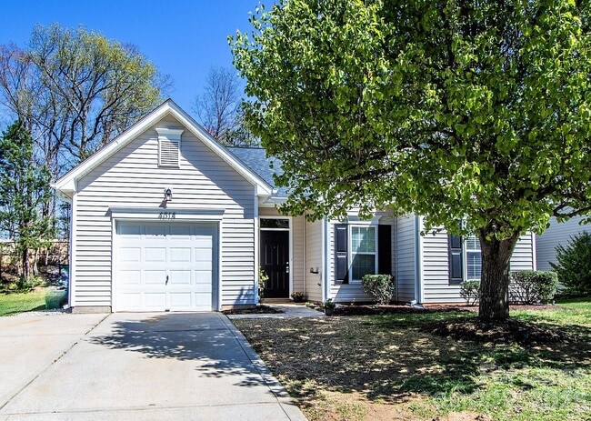 Building Photo - 4018 Far West Dr