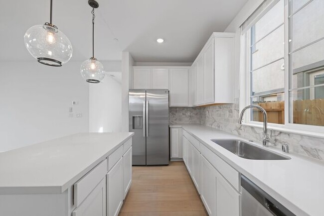 Brand new Arrowcreek Stunner!