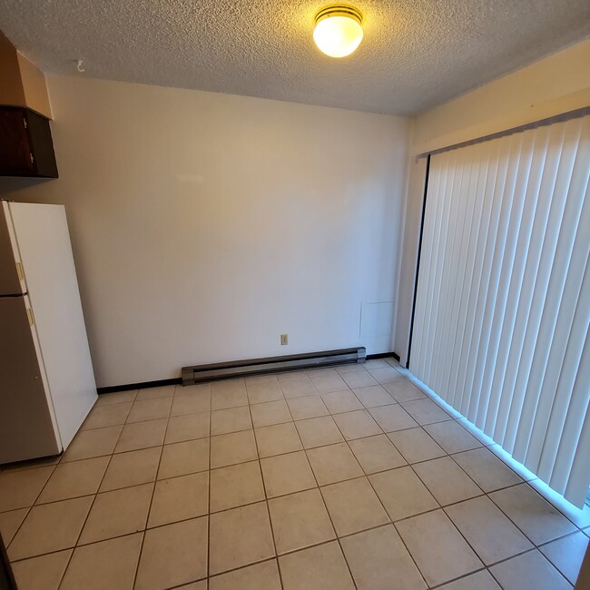 Photo - 1224 E 3rd St