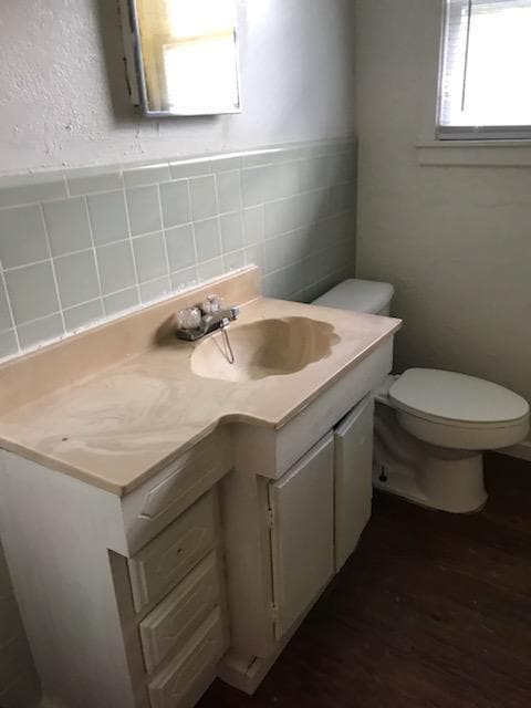 Photo - 677 E Caston St